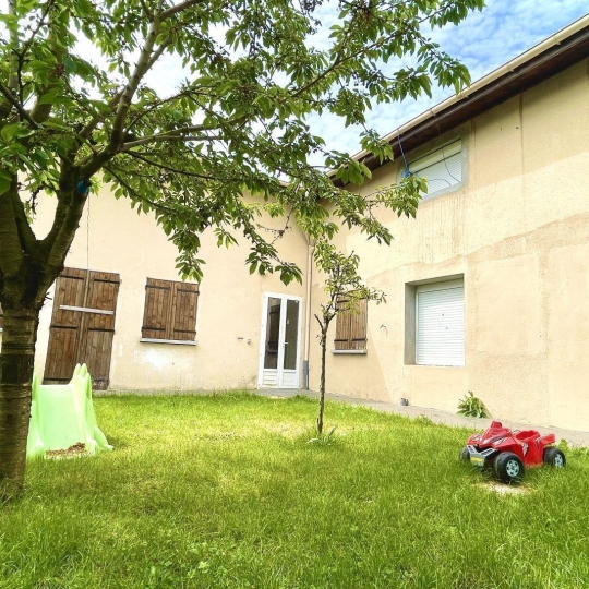  TOC IMMOBILIER : Immeuble | GAGNY (93220) | 321 m2 | 0 € 