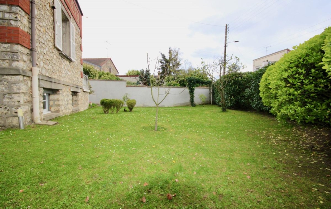 TOC IMMOBILIER : Maison / Villa | MONTMAGNY (95360) | 262 m2 | 832 000 € 