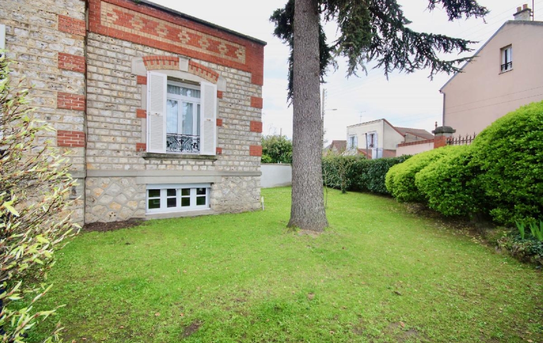 TOC IMMOBILIER : Maison / Villa | MONTMAGNY (95360) | 262 m2 | 832 000 € 